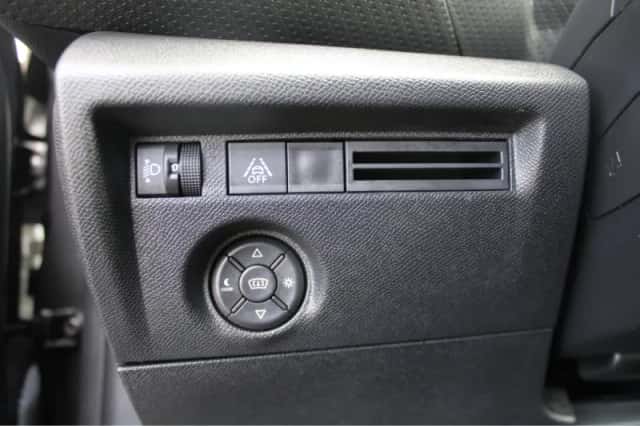 Citroën C4 (2023) thumbnail 8