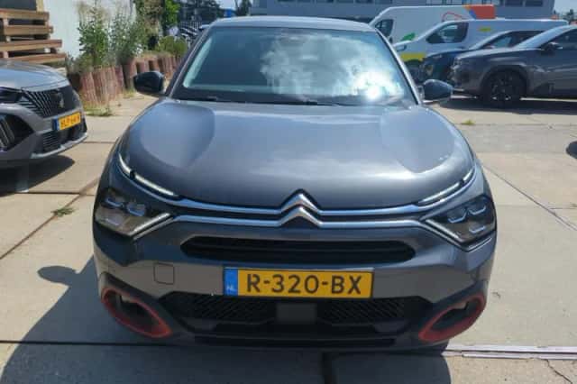 Citroën ë-C4 (2022) thumbnail 1
