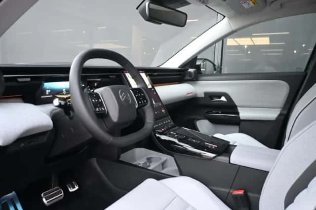 Citroën C5 Aircross (2025) thumbnail 6