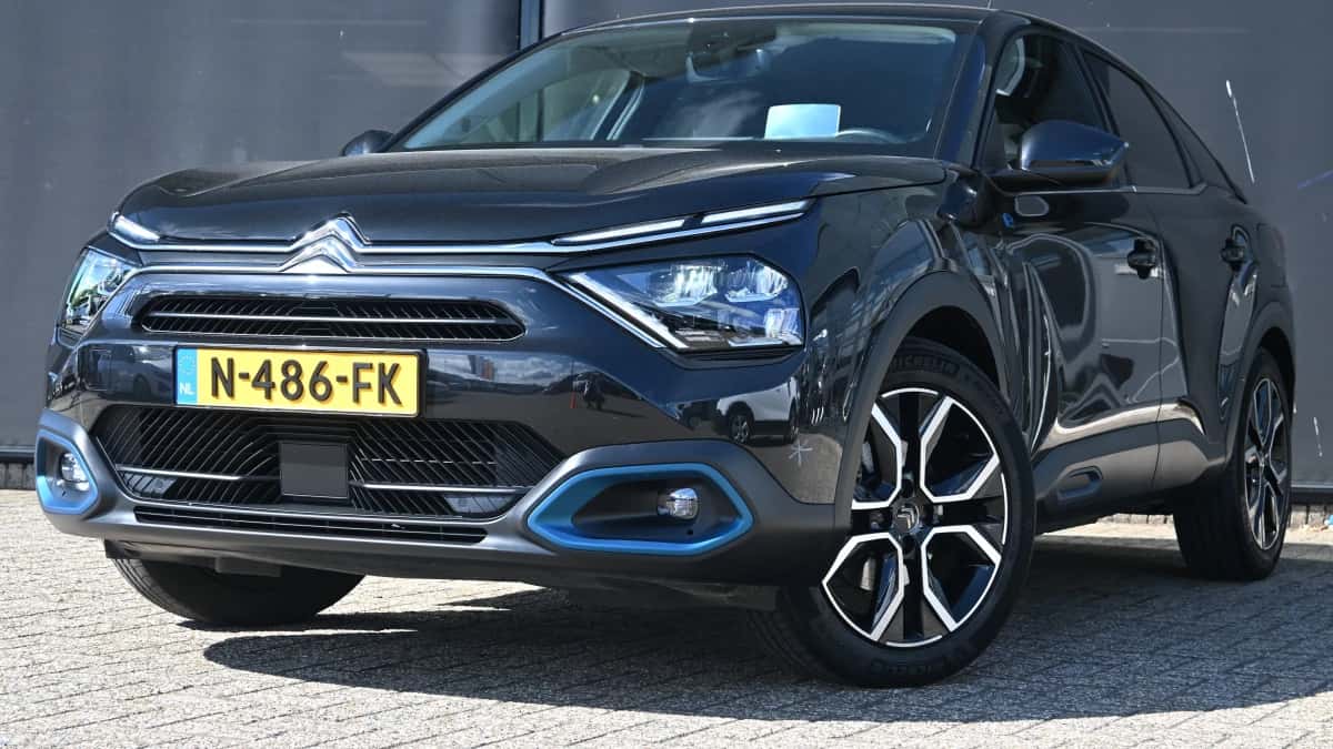 Citroën ë-C4 (2021) — foto 1