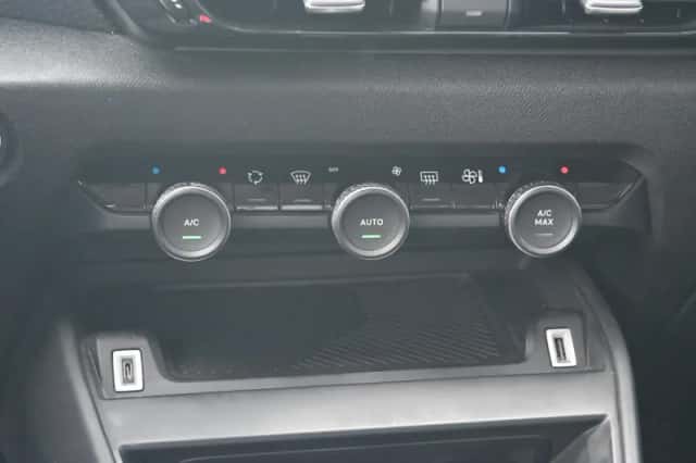 Citroën ë-C4 (2021) thumbnail 18