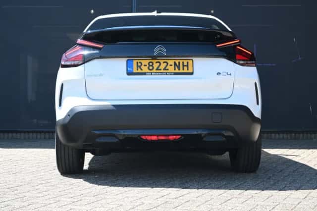 Citroën ë-C4 (2022) thumbnail 4
