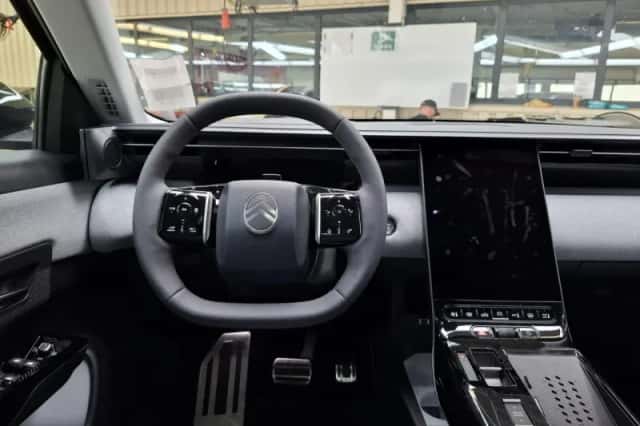 Citroën C5 Aircross (2025) thumbnail 5