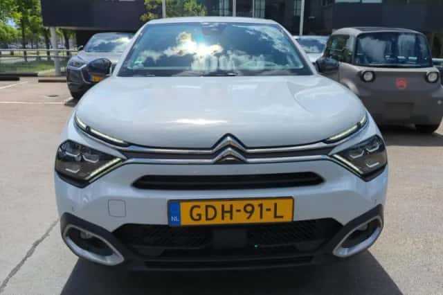 Citroën ë-C4 (2024) thumbnail 2