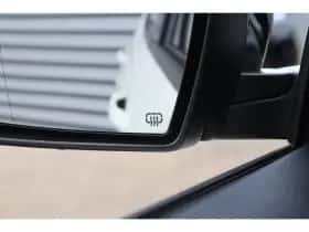 Jeep Compass (2023) thumbnail 16
