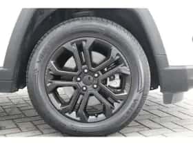 Jeep Compass (2023) thumbnail 18