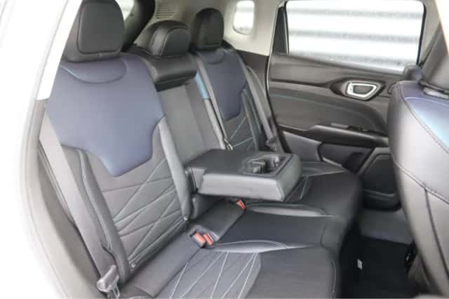 Jeep Compass (2023) thumbnail 21