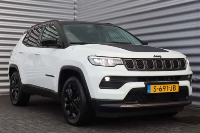 Jeep Compass (2023) thumbnail 4