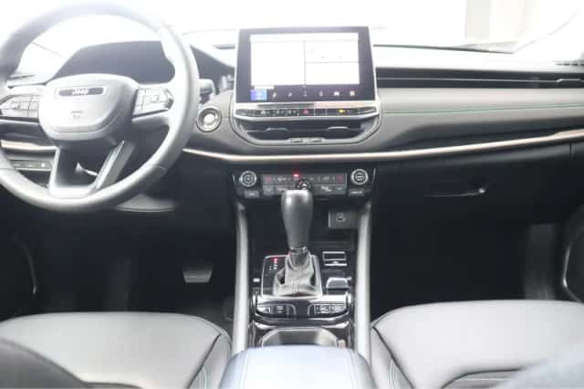 Jeep Compass (2023) thumbnail 34