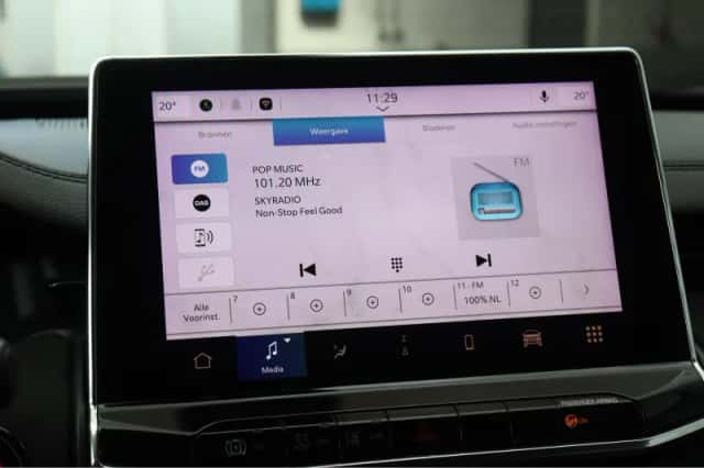Jeep Compass (2023) thumbnail 38