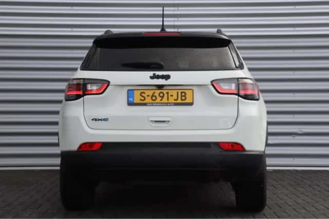Jeep Compass (2023) thumbnail 8