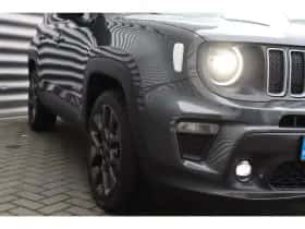 Jeep Renegade (2024) thumbnail 17