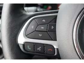 Jeep Renegade (2024) thumbnail 25