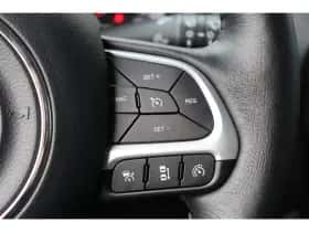 Jeep Renegade (2024) thumbnail 27