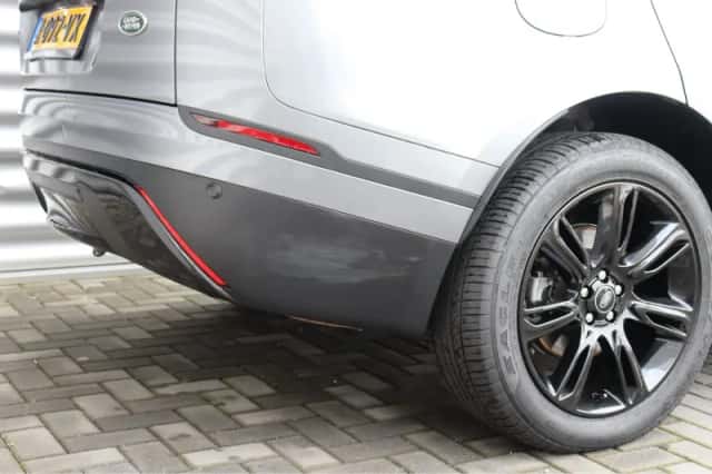 Land Rover Range Rover Velar (2023) thumbnail 11