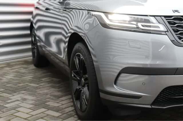 Land Rover Range Rover Velar (2023) thumbnail 17