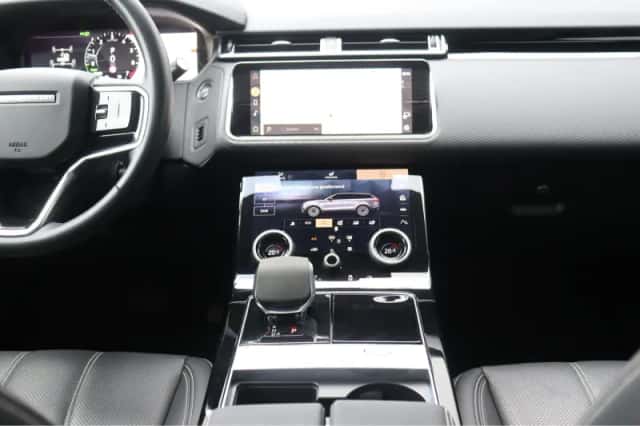 Land Rover Range Rover Velar (2023) thumbnail 34