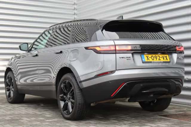 Land Rover Range Rover Velar (2023) thumbnail 9
