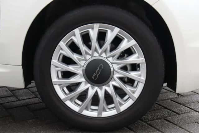 Fiat 500 (2022) thumbnail 13