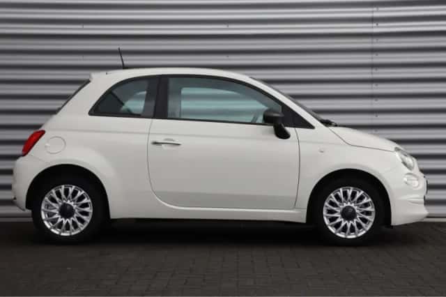 Fiat 500 (2022) thumbnail 3