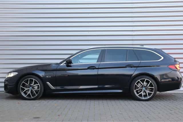 BMW 5-Serie (2022) thumbnail 2
