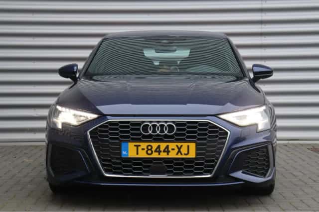Audi A3 (2023) thumbnail 5