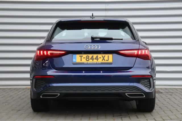 Audi A3 (2023) thumbnail 8