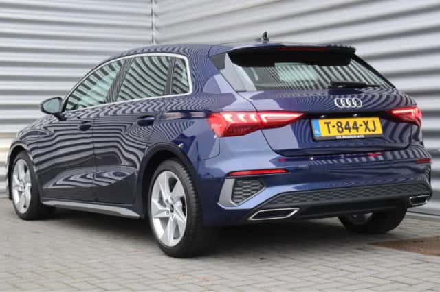Audi A3 (2023) thumbnail 9
