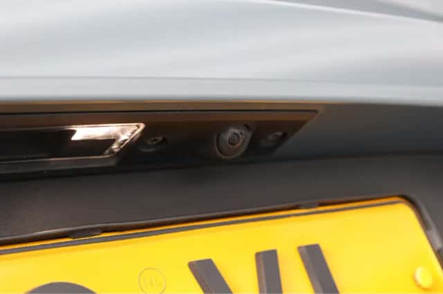 Polestar 2 (2022) thumbnail 11