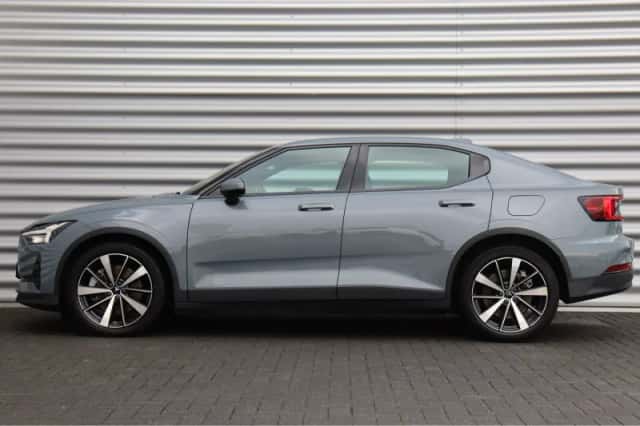 Polestar 2 (2022) thumbnail 3