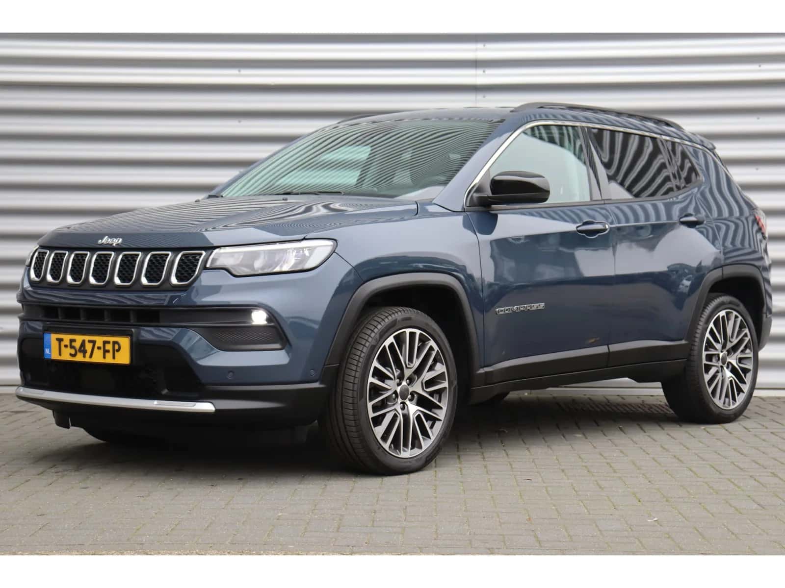 Jeep Compass (2023) — foto 1