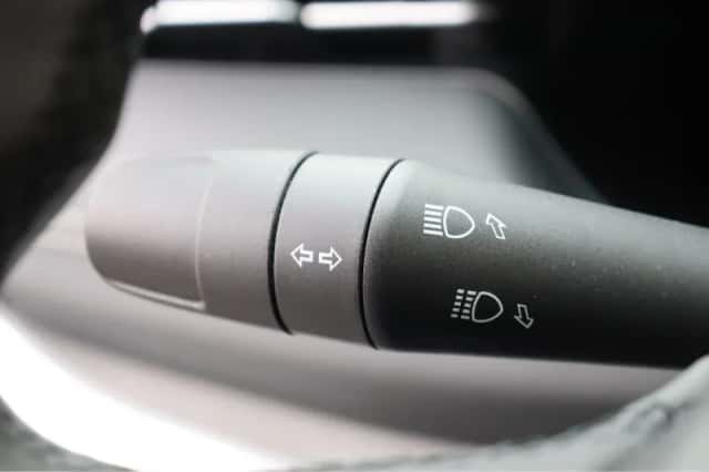 Jeep Compass (2023) thumbnail 24