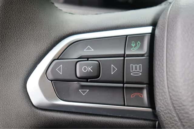 Jeep Compass (2023) thumbnail 25
