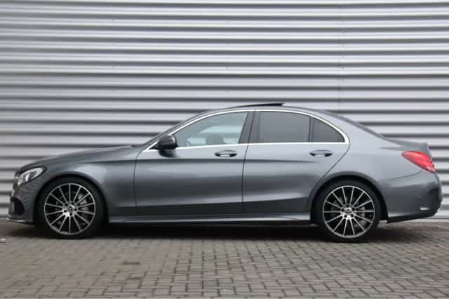 Mercedes-Benz C-Klasse (2018) thumbnail 2