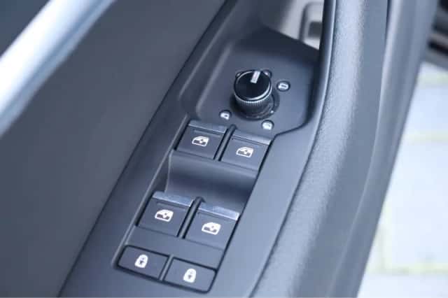 Audi A6 (2021) thumbnail 22