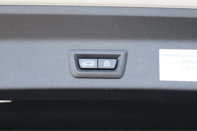BMW X3 (2021) thumbnail 17
