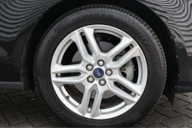 Ford S-Max (2015) thumbnail 11