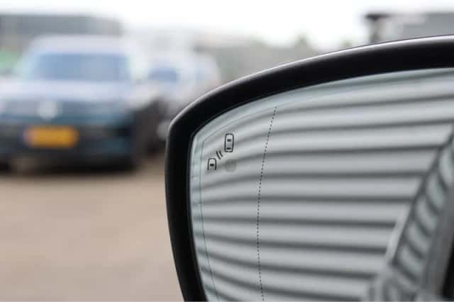 Ford S-Max (2015) thumbnail 13