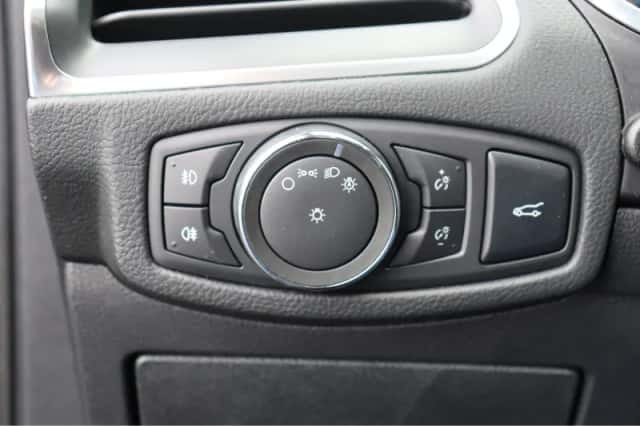 Ford S-Max (2015) thumbnail 23