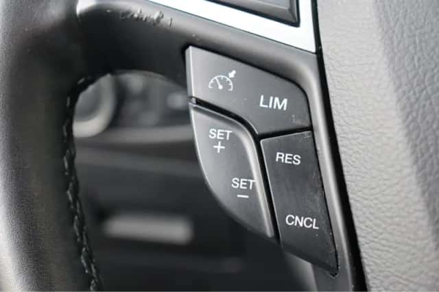 Ford S-Max (2015) thumbnail 26