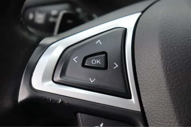 Ford S-Max (2015) thumbnail 27