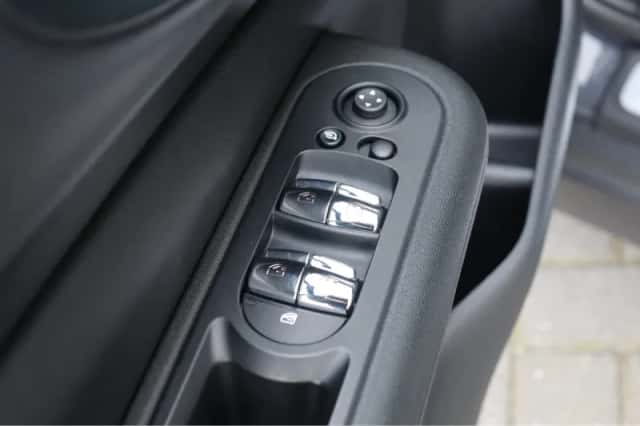 MINI Clubman (2020) thumbnail 20