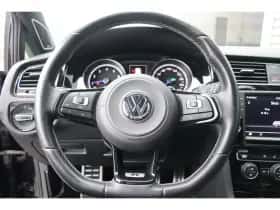 Volkswagen Golf (2016) thumbnail 29