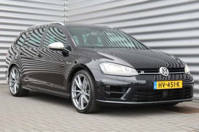 Volkswagen Golf (2016) thumbnail 4