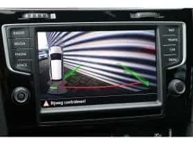 Volkswagen Golf (2016) thumbnail 33