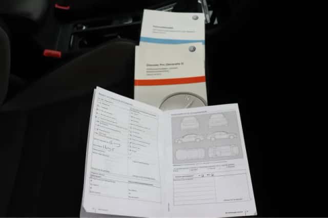 Volkswagen Golf (2016) thumbnail 42