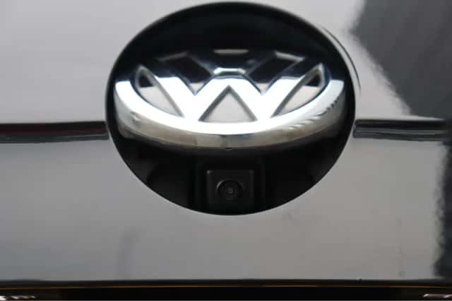 Volkswagen Golf (2016) thumbnail 10