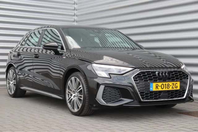 Audi A3 (2022) thumbnail 4