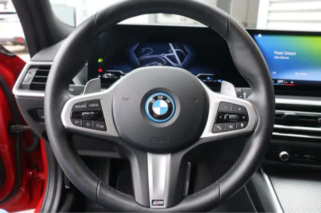 BMW 3-Serie (2024) thumbnail 33
