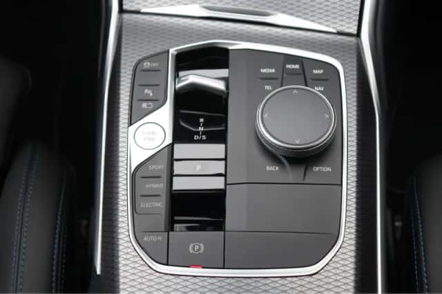 BMW 3-Serie (2024) thumbnail 42